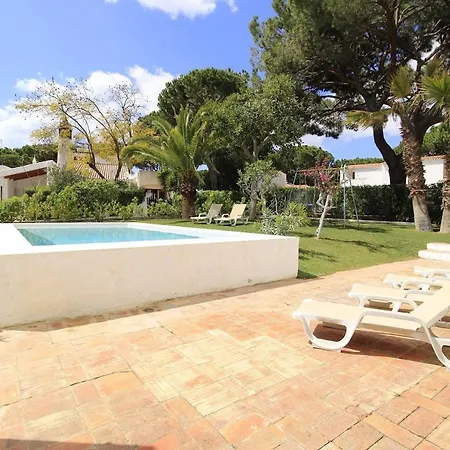 Traditional With Pool By Homing Вилла Албуфейра